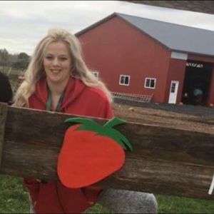 Meet your Posher, Emma